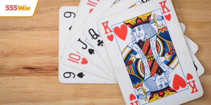 Những lợi ích thú vị khi tham gia bàn bài